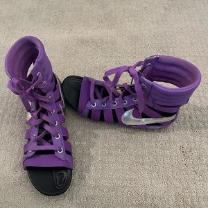 Nike Gladiator Sandals Purple Leather Ankle High Top Wmns Sz 8.5